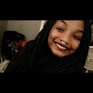 Meet your Posher, Taylar